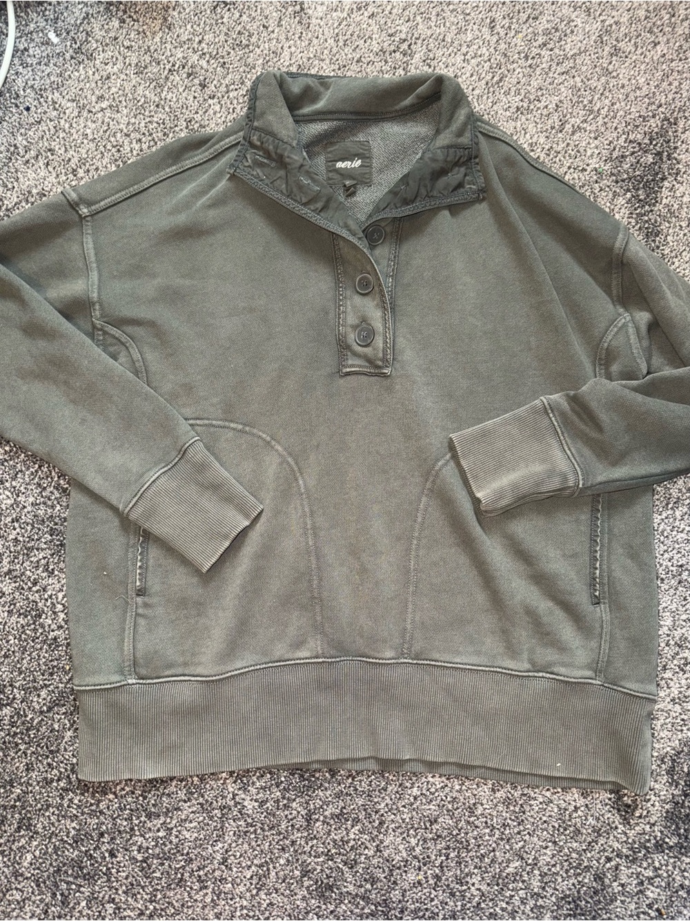 Women’s aerie army green sweater size s